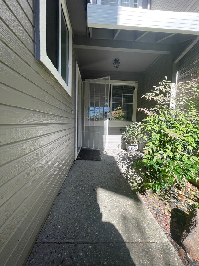 Photo - 162 Pelican Loop