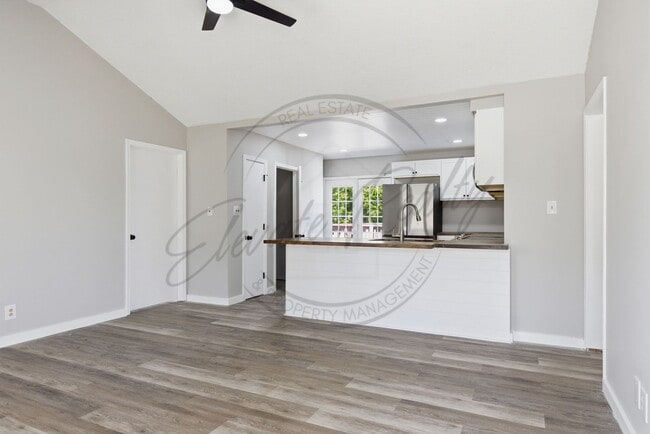 Photo - SPRING SPECIAL 1/2 OFF First Months Rent: Three Bedroom home in Clarksville with Basement!