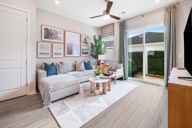 Yardly Steele Creek apartments — community photo