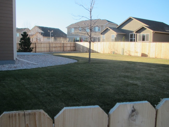 Photo - 427 Bow Creek Ln