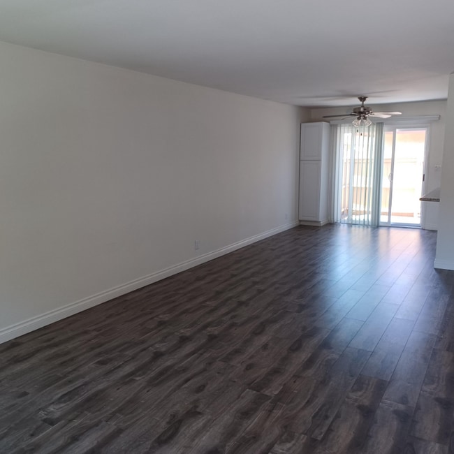 Building Photo - 4901 Heil Ave Rental