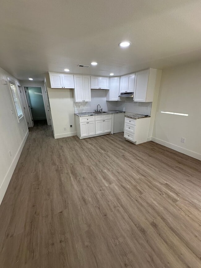 Photo - Mercer Homes Unit 1010-A