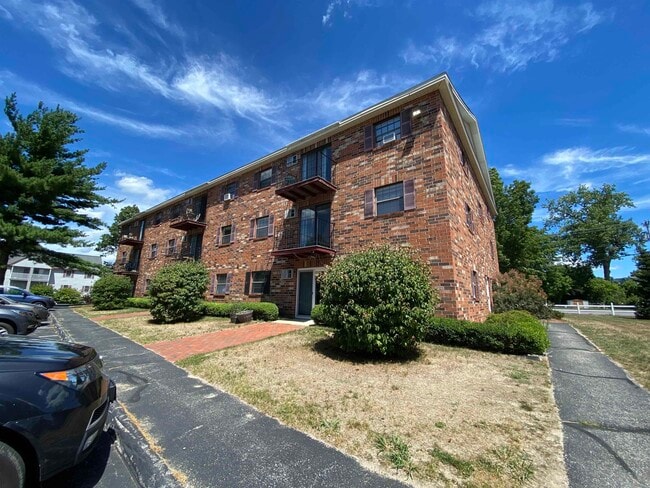 11 Railroad Ave Unit 15