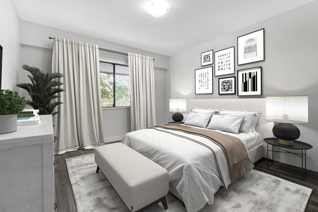 Photo - Lynn Gary Apartments