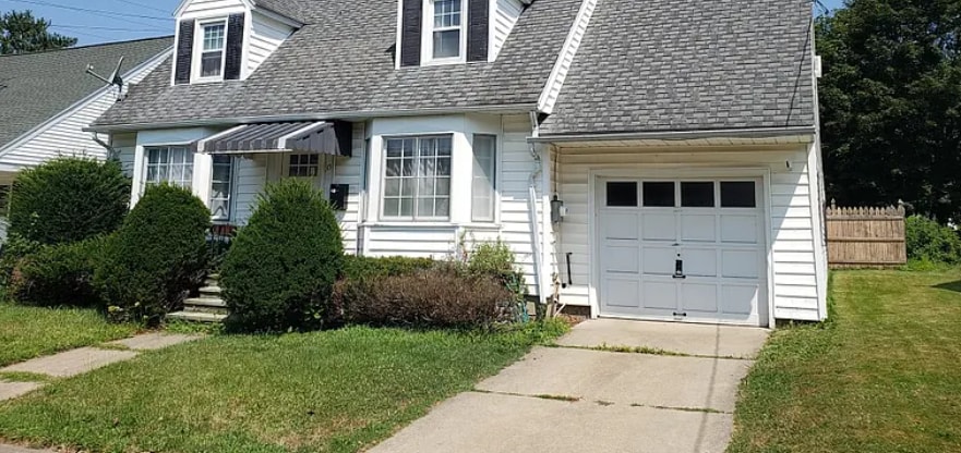 Photo - 35 Riverview Ave