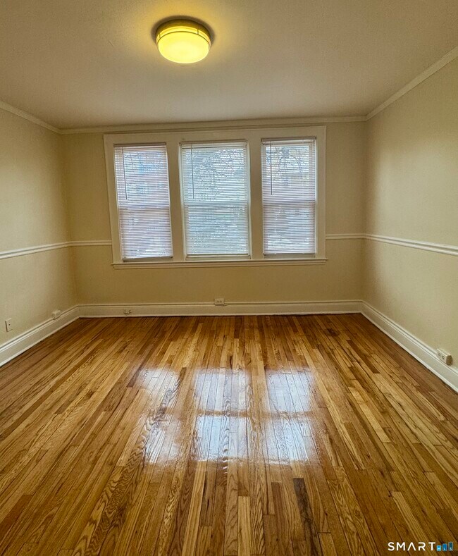 Photo - 956 Capitol Ave