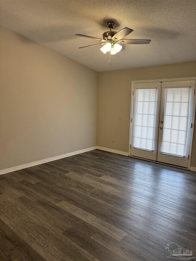 Photo - 2303 W Michigan Ave