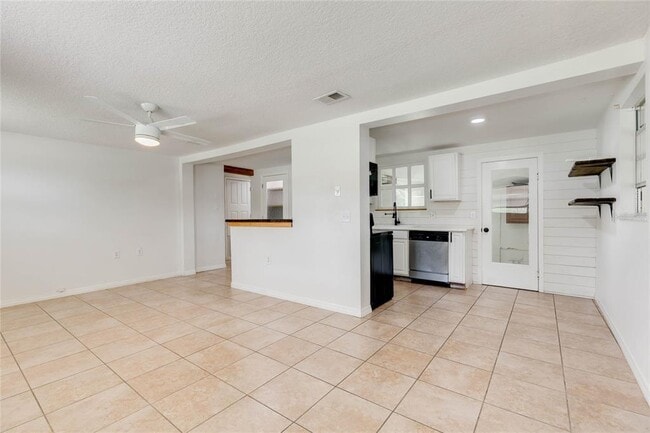 Photo - 4181 Chestnut Dr