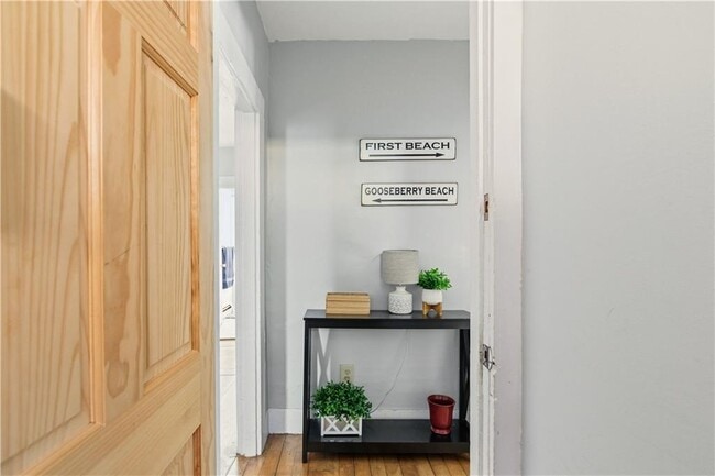 Photo - 13 Holland St Unit 1