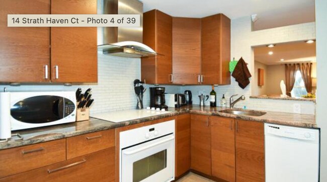 Photo - 14 Strath Haven Ct