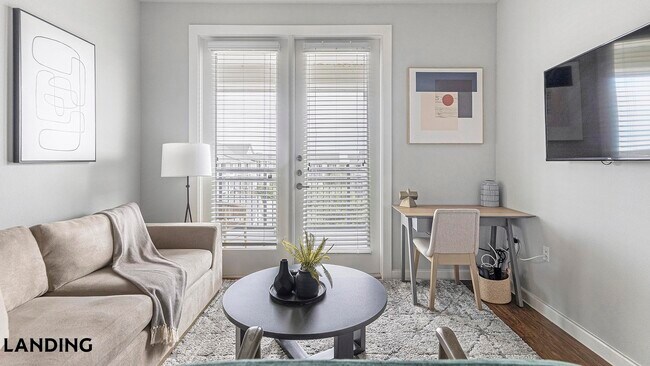 Photo - 4300 Cromwell Dr Unidad 7302