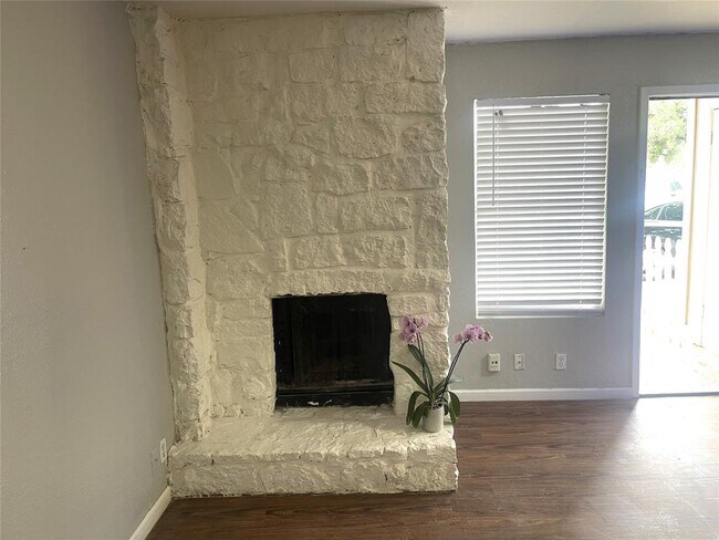 Photo - 2200 Tabor Ct