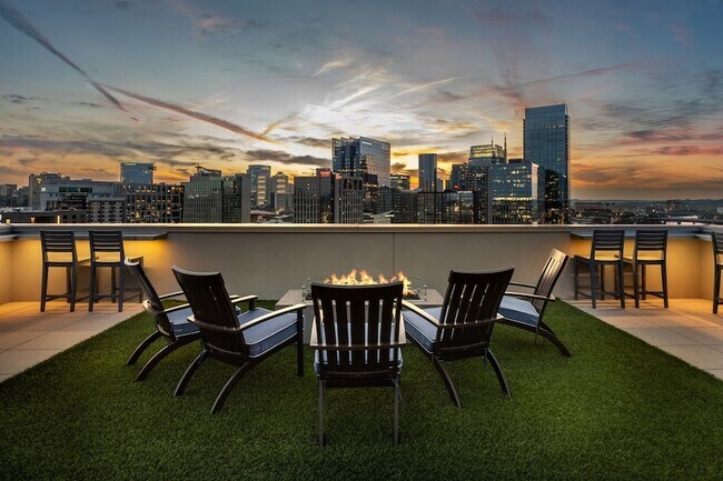 20 Rutledge St Unit 411