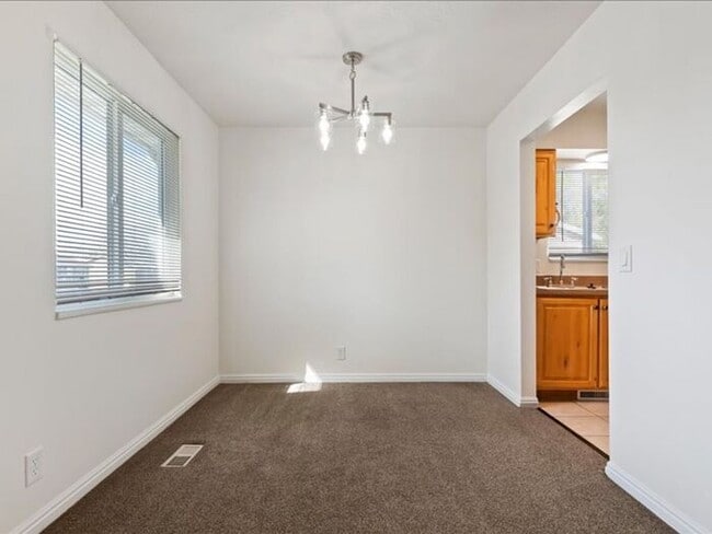 Photo - West Valley Clean & Affordable 2 bed, 1 bath apt