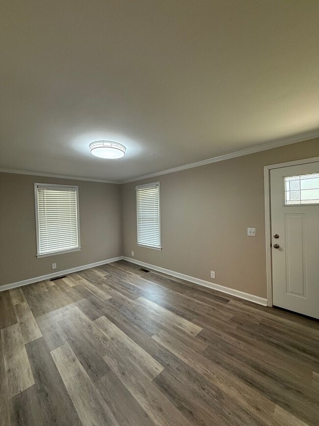 Photo - Recently Renovated Three Bedroom in Gallatin