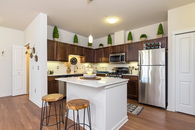 Photo - Oakcliff Apartments