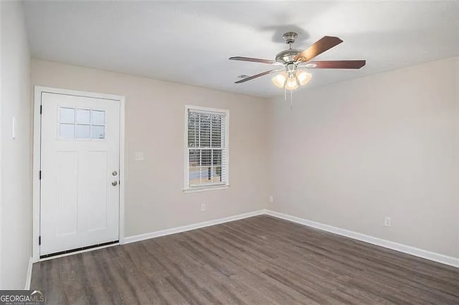 Photo - 3005 Hidden Dr