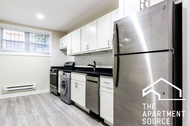 Photo - 726 W Roscoe St Unit SGDN