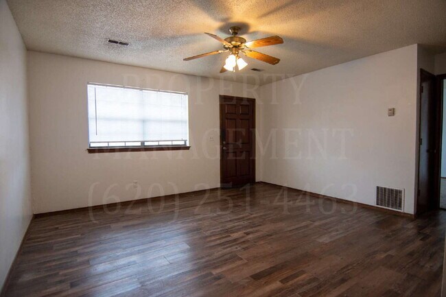 Photo - Charming 2-Bedroom Apartment Unit 2