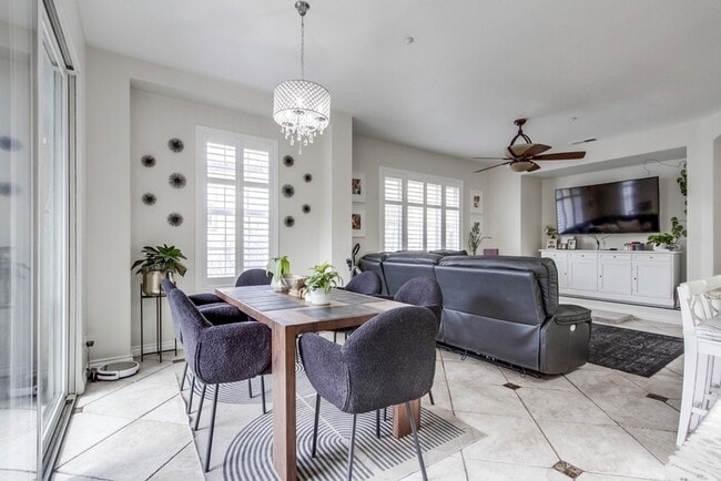 Photo - Spacious 3 Bed / 3 Bath Townhome with 2-Car Garage in Gated San Marcos Community