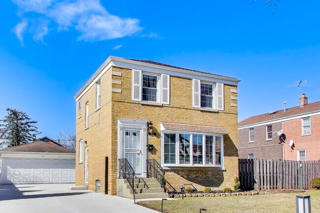 Photo - 4138 N Olcott Ave