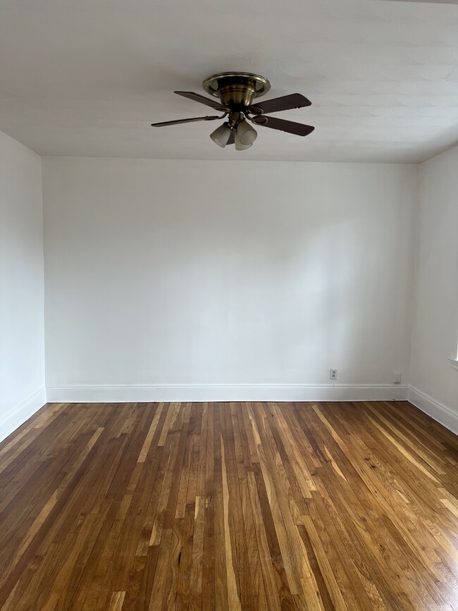 Photo - 196 Reservation Rd Unit 2