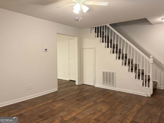 114 Lafayette Ct