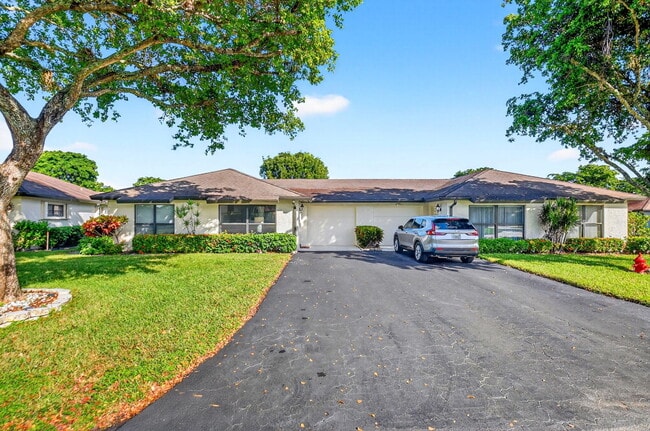 Photo - 4866 Dovewood Cir Unidad A