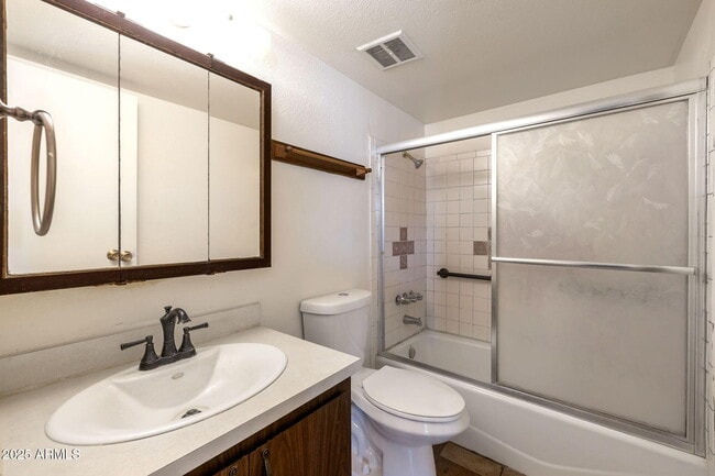 Photo - 3313 N 68th St