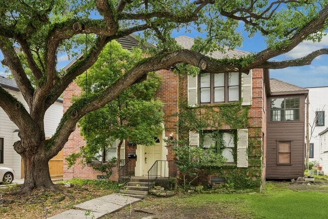 Building Photo - 2308 McClendon St