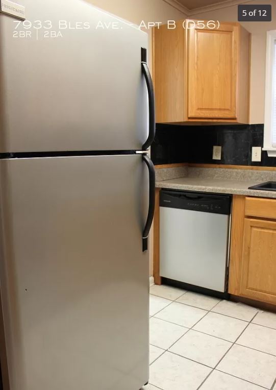 Kitchen - 7933 Bles Ave Unit APT B