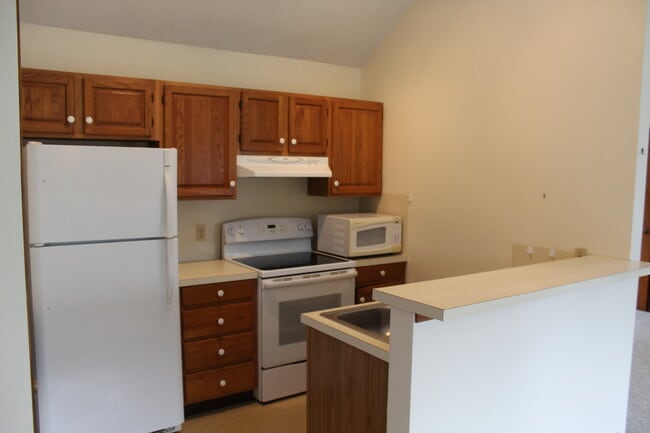 Photo - 121 Main St Unit B