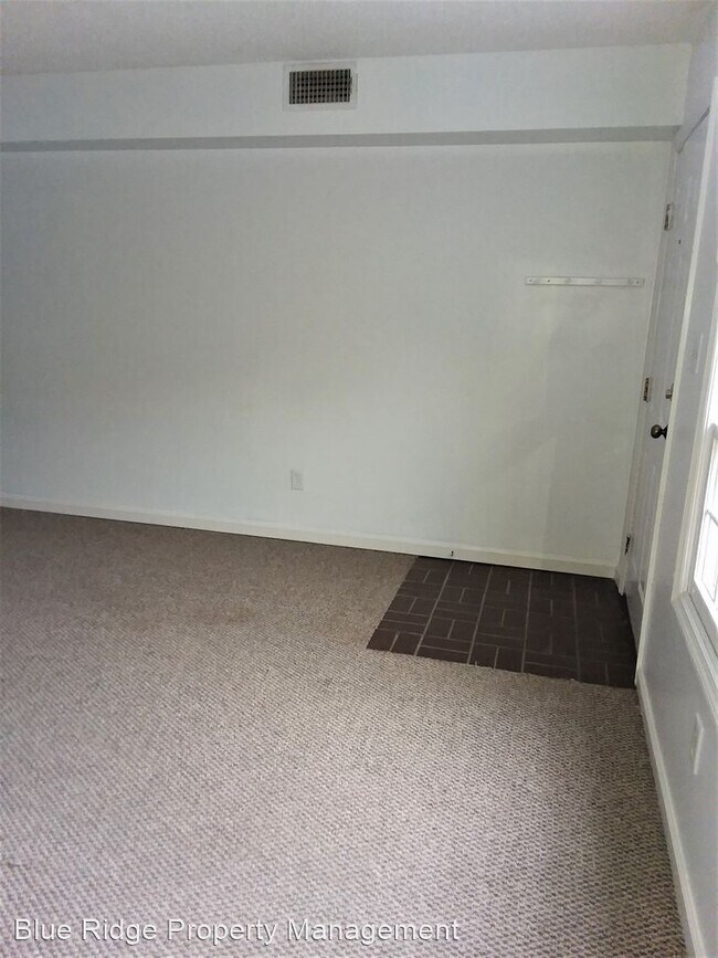 2 br, 1.5 bath House 103 Phoenix Court Rental For Rent in Kingsport