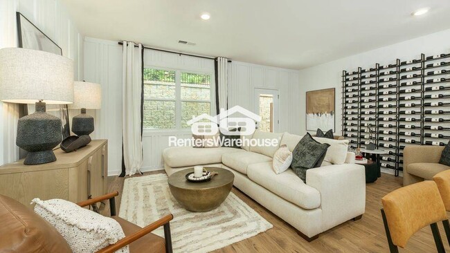 Photo - 1392 Grove Park Pl NW