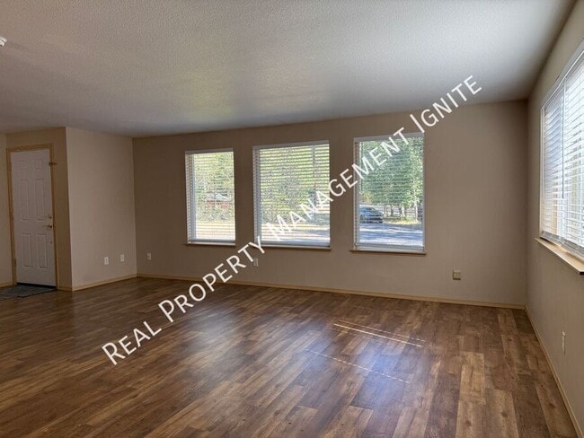 Photo - 53377 Eagle Ln