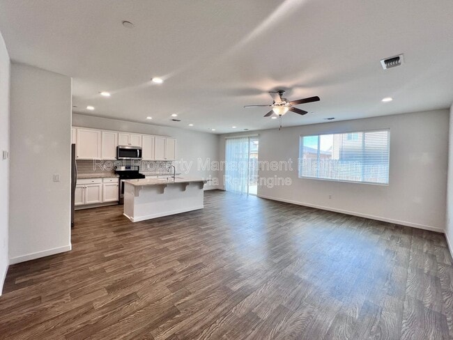 Photo - 6692 E Cambridge Ave