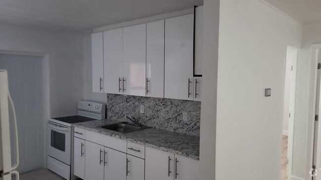 Building Photo - 3721 Almar Rd Rental