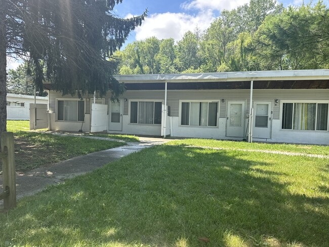 Photo - 14 Ranch Rd Unit 1