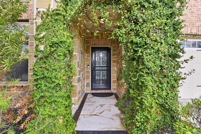 Photo - 1414 New Urban Way