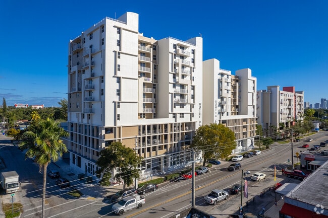 Photo - Notre Dame Apartments