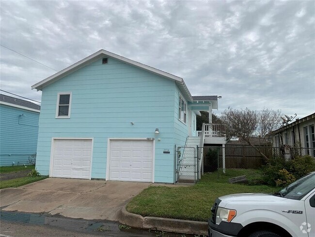 Building Photo - 2514 41st St Rental