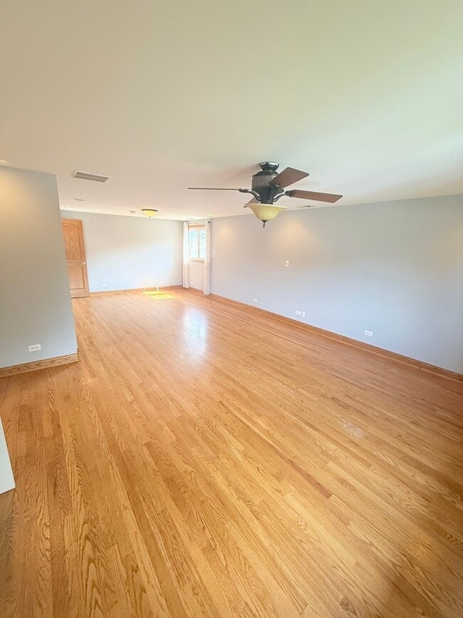 Photo - 10017 S 52nd Ave
