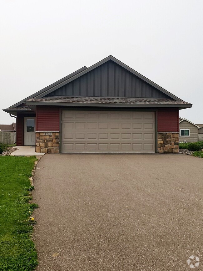 Building Photo - 1775 Aspen Ct Rental
