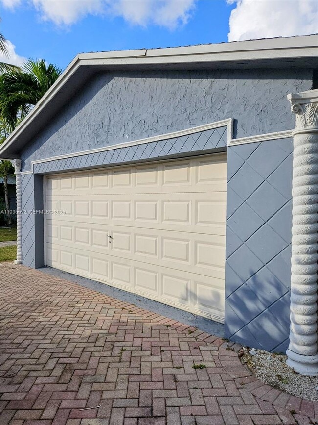 Photo - 7601 Kimberly Blvd