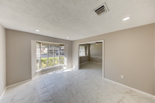 Photo - 361 Dawn Hill Dr