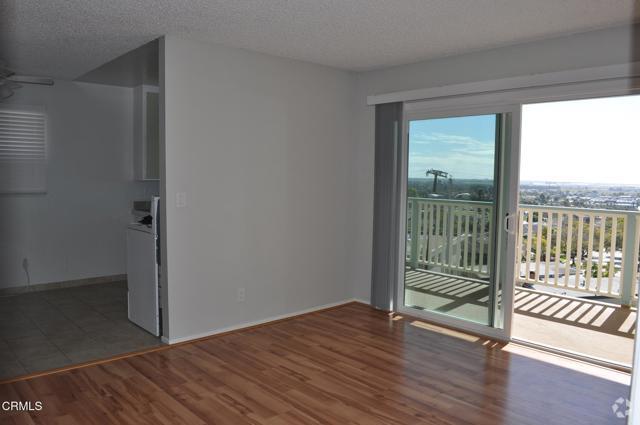 Building Photo - 3305 Hilltop Dr Rental