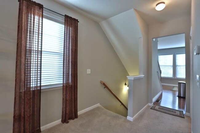 Photo - 501 Grove Field Ct NW