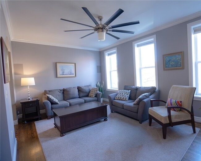 Photo - 90 E Market St