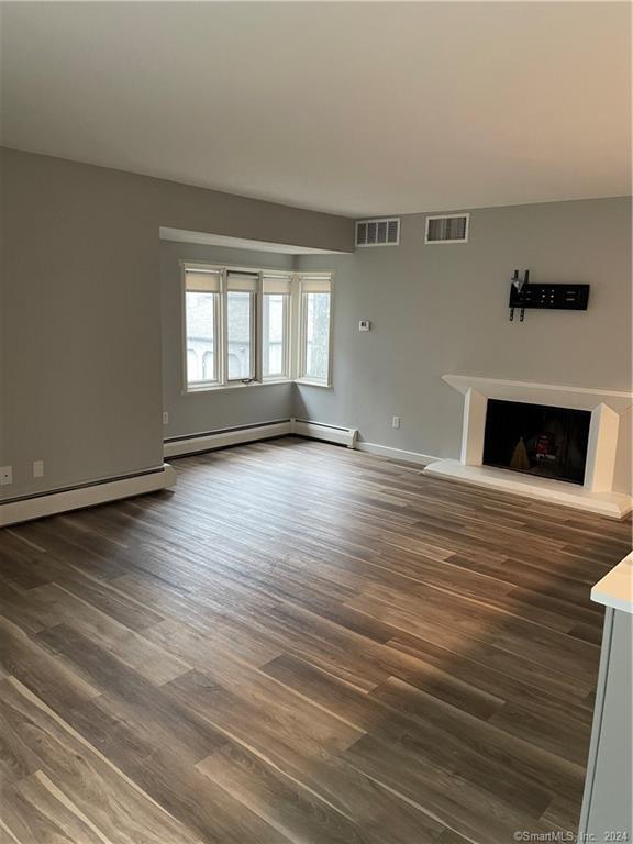 5 Talcott Ridge Rd Condo Unit C3 Condo for Rent in Farmington, CT