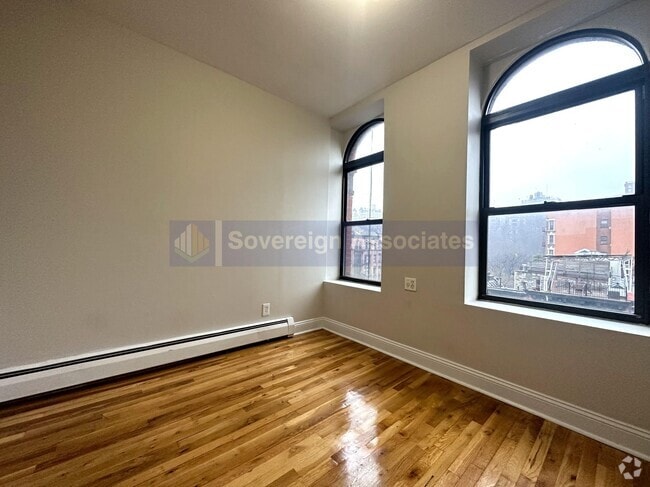 Building Photo - 386 Manhattan Ave Unit 17 Rental